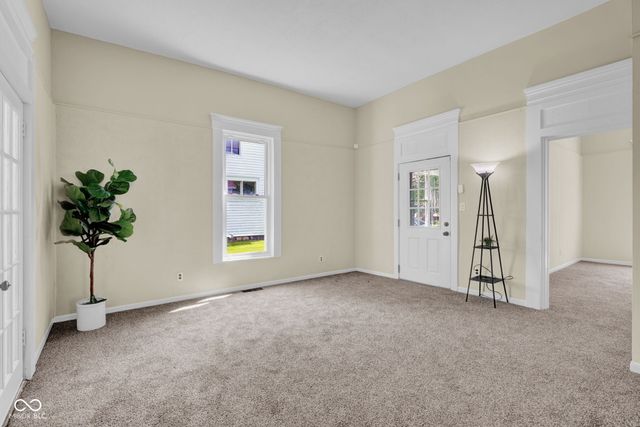 1617 Lafayette Avenue, Columbus, IN 47201