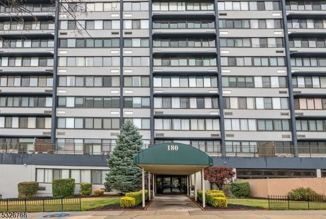 170 Lafayette Ave 10 i, Passaic City, NJ 07055