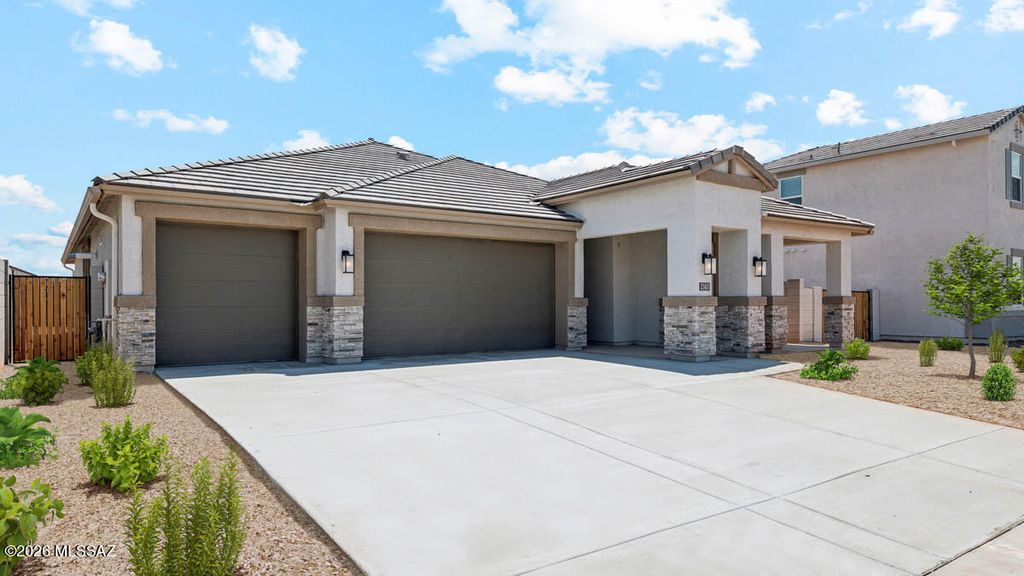 9745 N Heavenly Bamboo Drive, Marana, AZ 85653