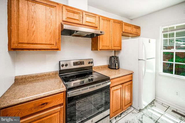 143 JEFFERSON AVE, Locust Grove, VA 22508