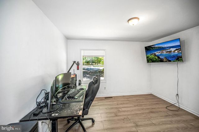 143 JEFFERSON AVE, Locust Grove, VA 22508