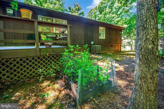 143 JEFFERSON AVE, Locust Grove, VA 22508