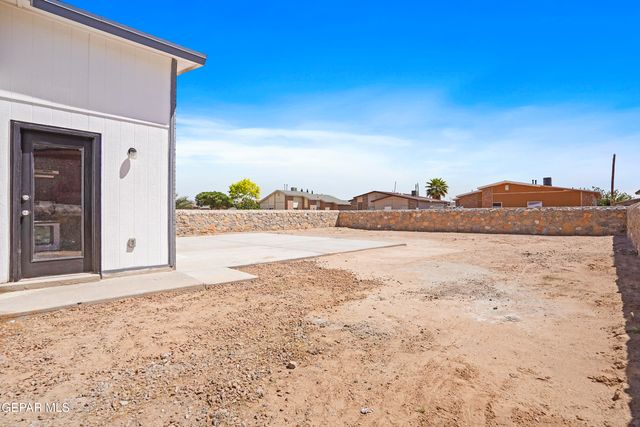 624 Villa Victoria Drive, Horizon City, TX 79928