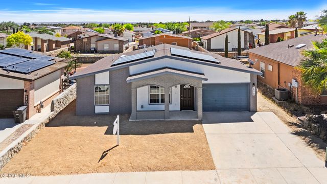 624 Villa Victoria Drive, Horizon City, TX 79928