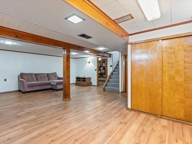 1013 10th Avenue NE, Brainerd, MN 56401