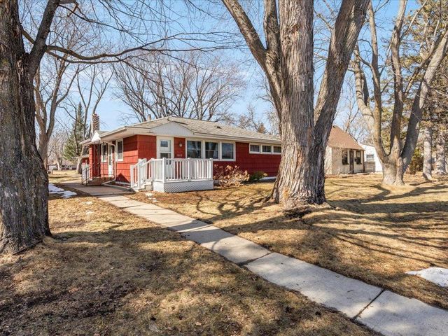 1013 10th Avenue NE, Brainerd, MN 56401