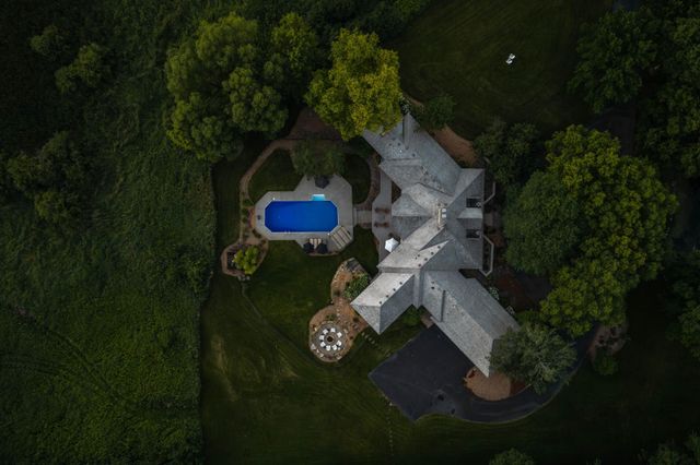525 Navajo Road W, Medina, MN 55340