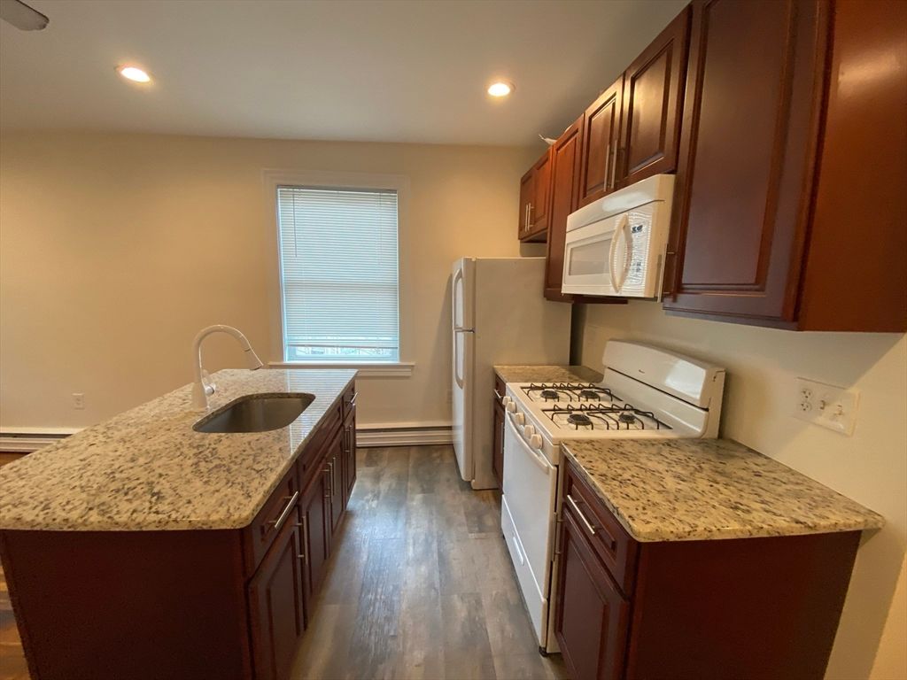 90 Lyndhurst Street 4, Boston, MA 02124