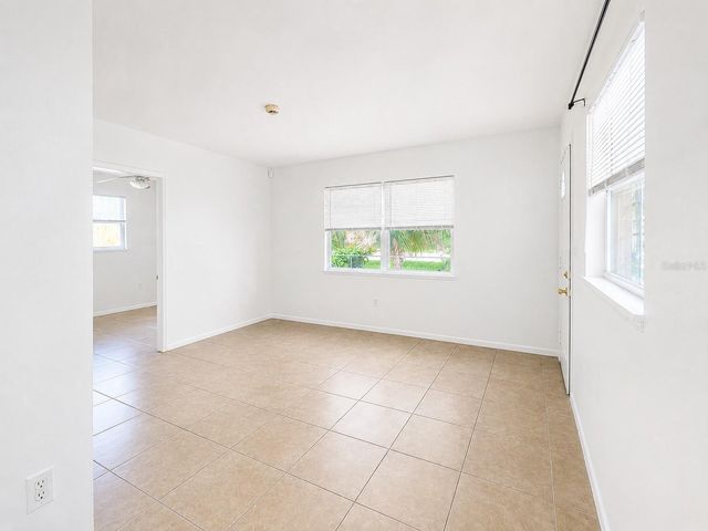 5411 70TH LANE N, St Petersburg, FL 33709