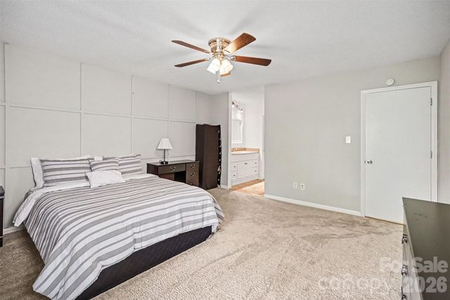6612 Point Comfort Lane, Charlotte, NC 28226