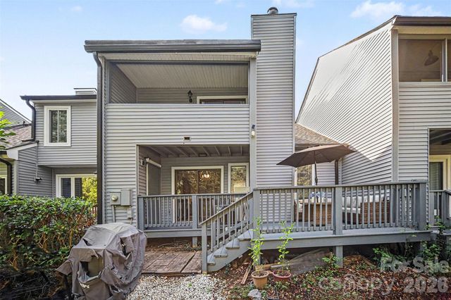 6612 Point Comfort Lane, Charlotte, NC 28226