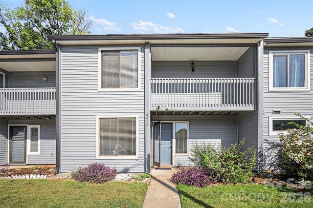 6612 Point Comfort Lane, Charlotte, NC 28226