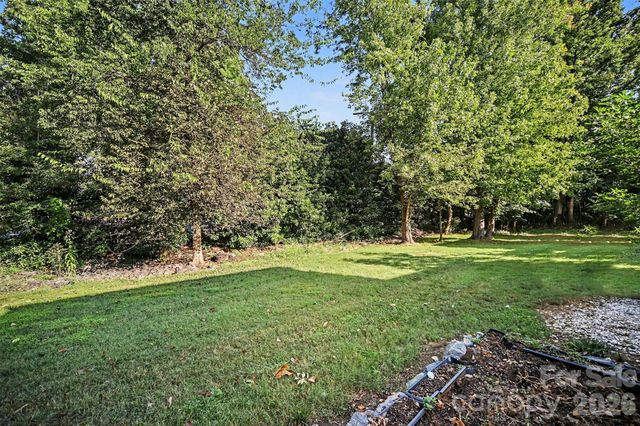 6612 Point Comfort Lane, Charlotte, NC 28226