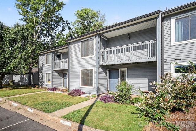6612 Point Comfort Lane, Charlotte, NC 28226