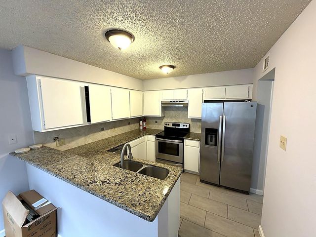 2510 Grants Lake Boulevard 93, Sugar Land, TX 77479