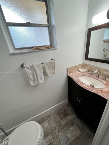 2810 NE 201st Ter G108, Aventura, FL 33180