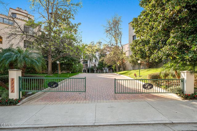 4201 Via Marisol 239, Los Angeles, CA 90042