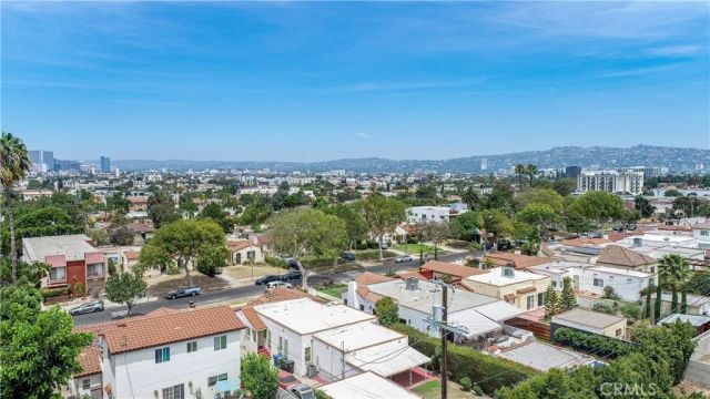1567 Hi Point St, Los Angeles, CA 90035