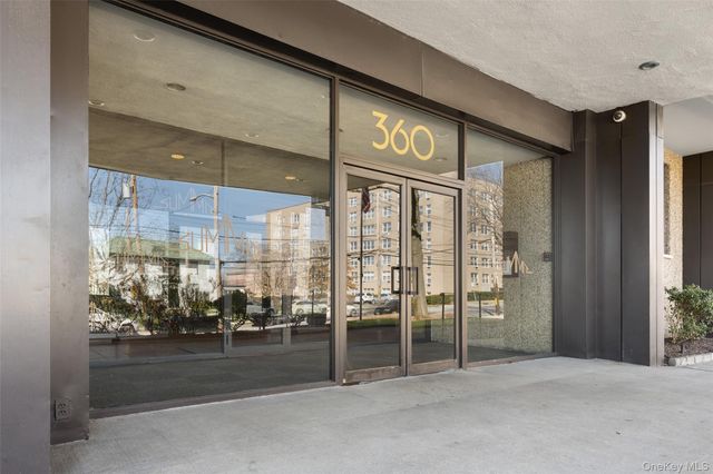 360 Westchester Avenue 305, Port Chester, NY 10573