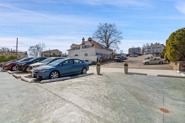 360 Westchester Avenue 305, Port Chester, NY 10573