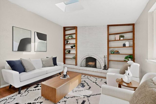 821 Muriel Street NE, Albuquerque, NM 87123