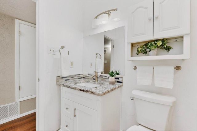 821 Muriel Street NE, Albuquerque, NM 87123