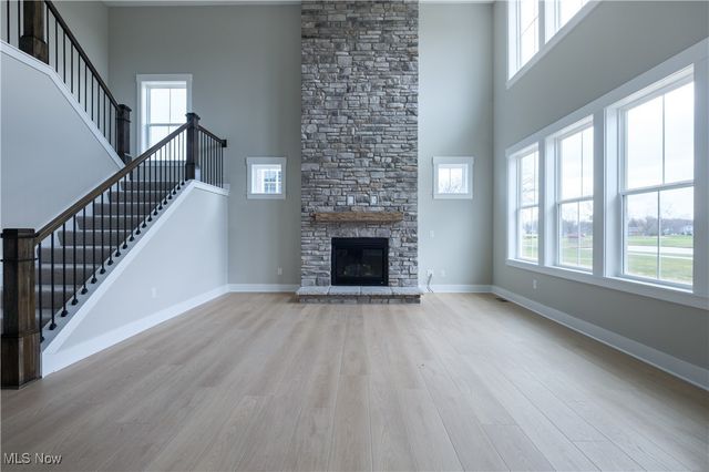 32584 Royal Troon Drive, Avon Lake, OH 44012