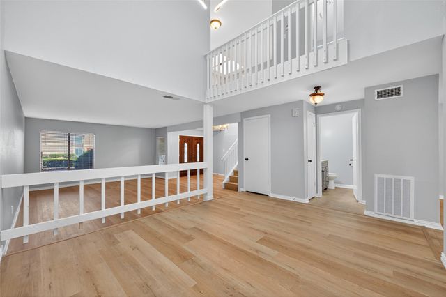 11504 Village Place Drive 107, Houston, TX 77077