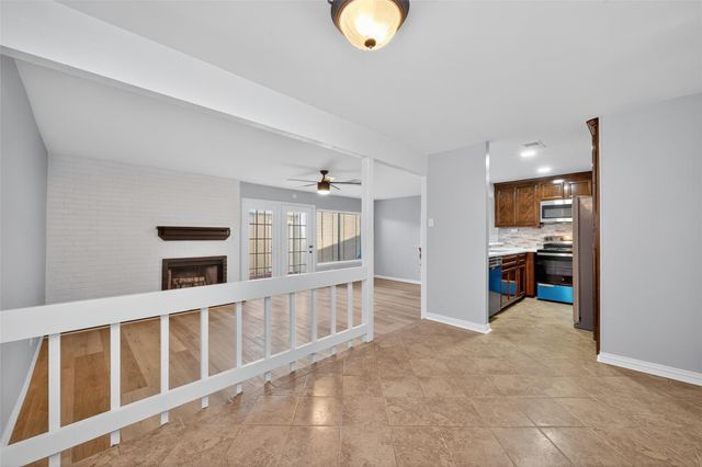 11504 Village Place Drive 107, Houston, TX 77077