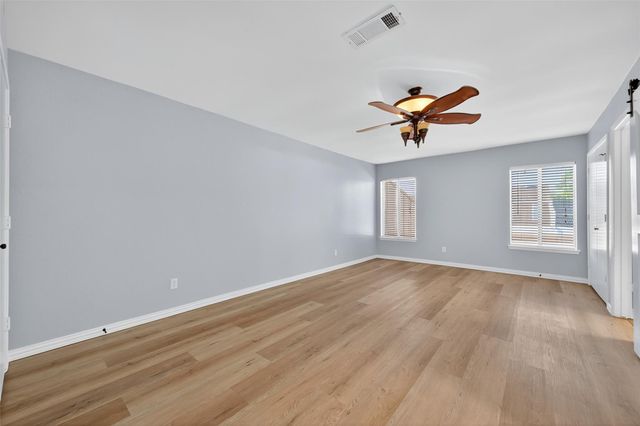 11504 Village Place Drive 107, Houston, TX 77077