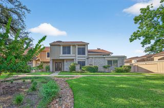 11504 Village Place Drive 107, Houston, TX 77077