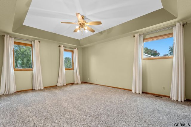 3024 Chisholm Place, Lincoln, NE 68516