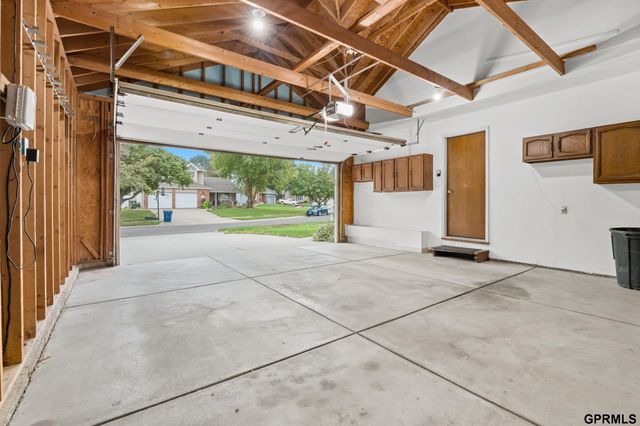 3024 Chisholm Place, Lincoln, NE 68516