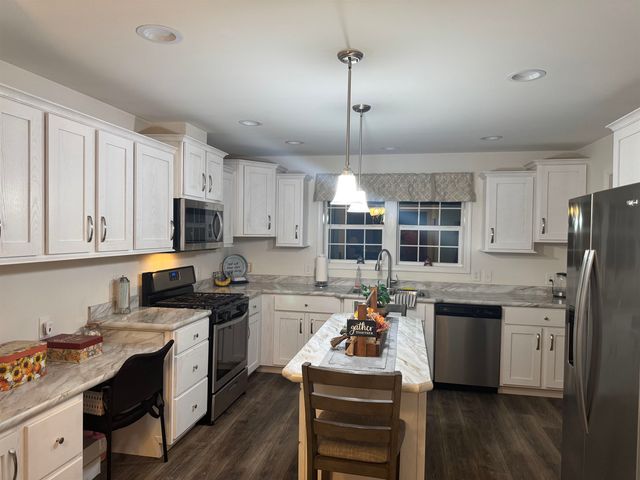 4 Manorcrest Drive, Nashua, NH 03062