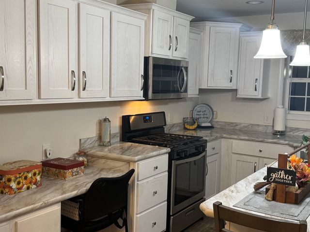 4 Manorcrest Drive, Nashua, NH 03062