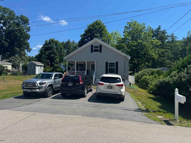 4 Manorcrest Drive, Nashua, NH 03062