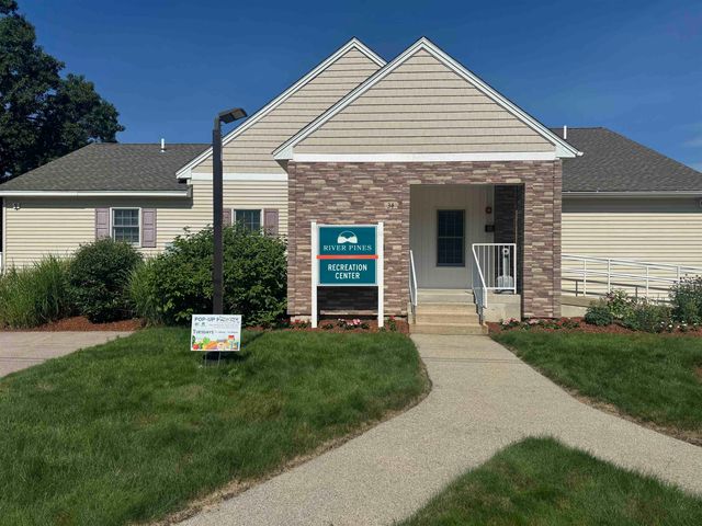 4 Manorcrest Drive, Nashua, NH 03062