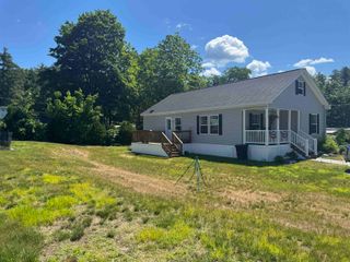 4 Manorcrest Drive, Nashua, NH 03062