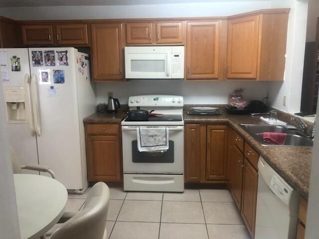 22065 Las Brisas Circle 401, Boca Raton, FL 33433
