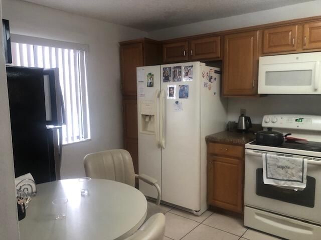 22065 Las Brisas Circle 401, Boca Raton, FL 33433