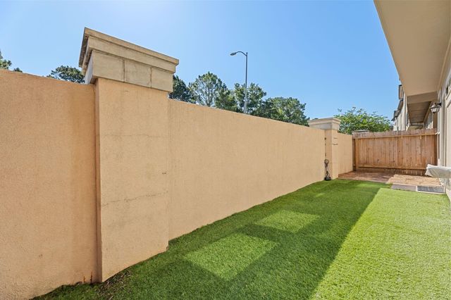 2847 Kings Retreat, Kingwood, TX 77345