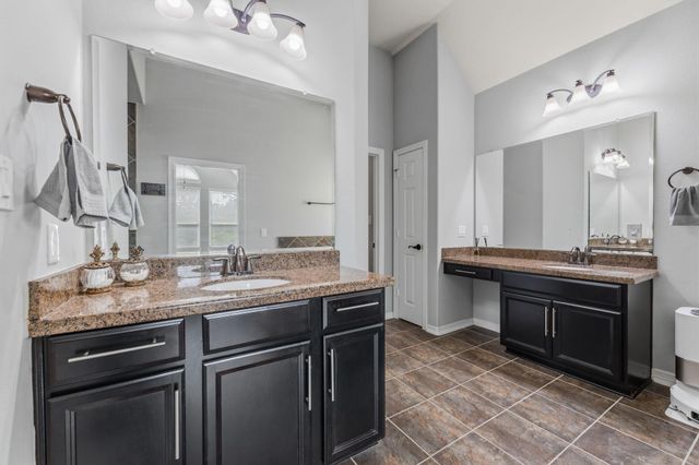 2847 Kings Retreat, Kingwood, TX 77345