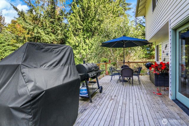 6807 156th Street NW, Stanwood, WA 98292