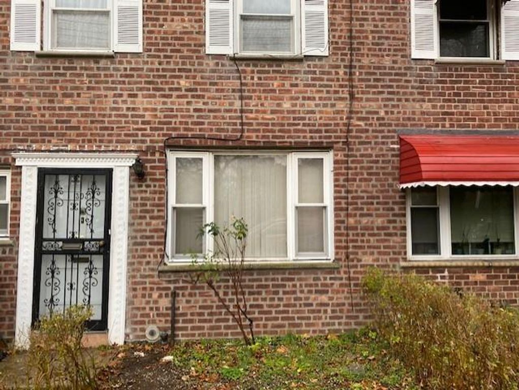 3031 Edson Avenue, Bronx, NY 10469