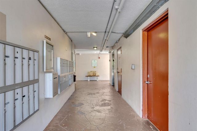 2600 NW 49th Avenue 309, Lauderdale Lakes, FL 33313