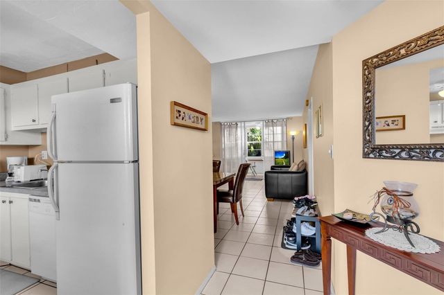 2600 NW 49th Avenue 309, Lauderdale Lakes, FL 33313