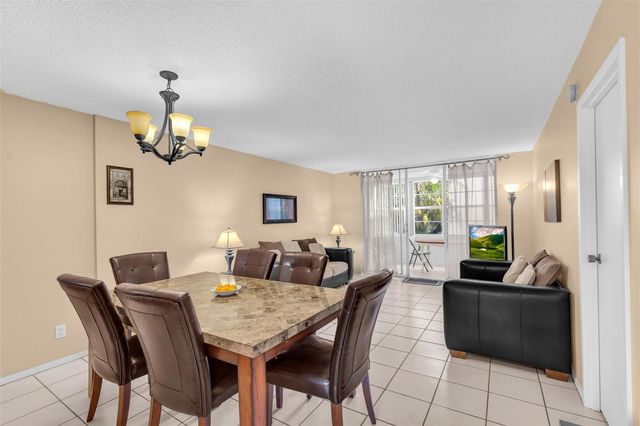 2600 NW 49th Avenue 309, Lauderdale Lakes, FL 33313