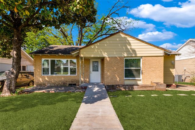 711 Winston Street, Dallas, TX 75208