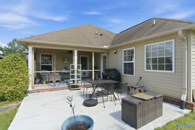 434 Wade Road SE, Owens Cross Roads, AL 35763