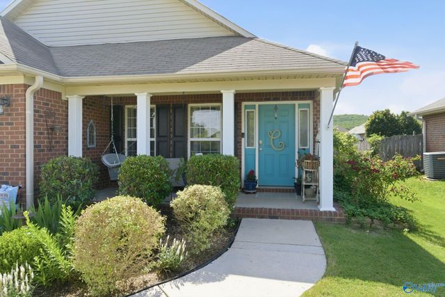 434 Wade Road SE, Owens Cross Roads, AL 35763